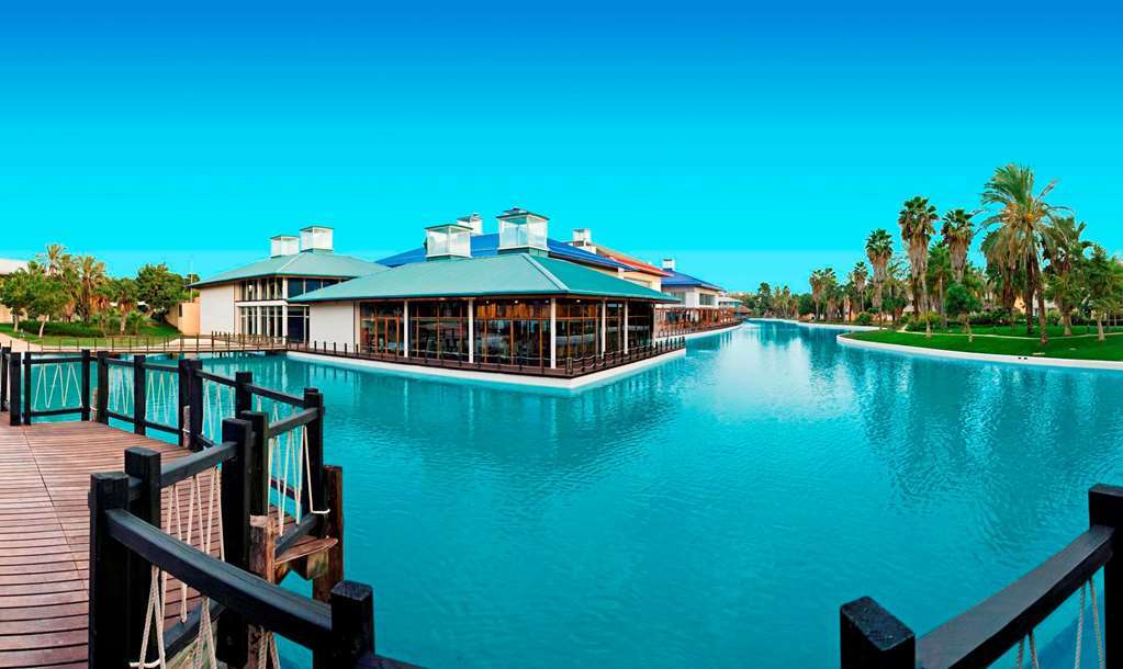 Portaventura Hotel Caribe - Includes Unlimited Access To Portaventura Park & 1 Access To Ferrari Land Салоу Екстериор снимка